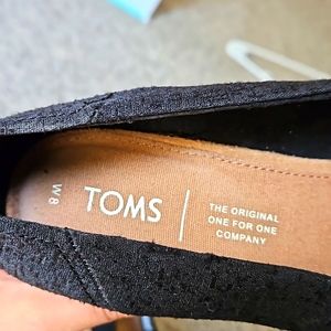 Size 8 Toms wedges